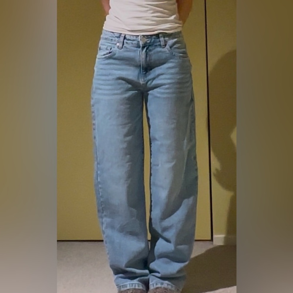 Low rise Baggy jeans never worn/blue/washed grey